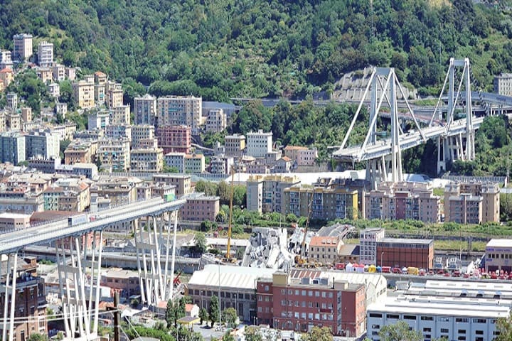 La tragedia di Genova certifica il fallimento delle privatizzazioni che per ottenere utili, non danno garanzie di sicurezza e sono coperte dal segreto di Stato