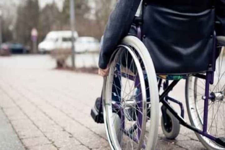 Quota 100 e reddito di cittadinanza: il governo non può dimenticare i disabili