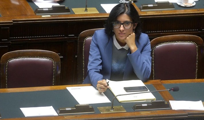 Le scorrettezze della Ministra Dadone